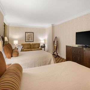 ADA Deluxe Room 2 Double Beds